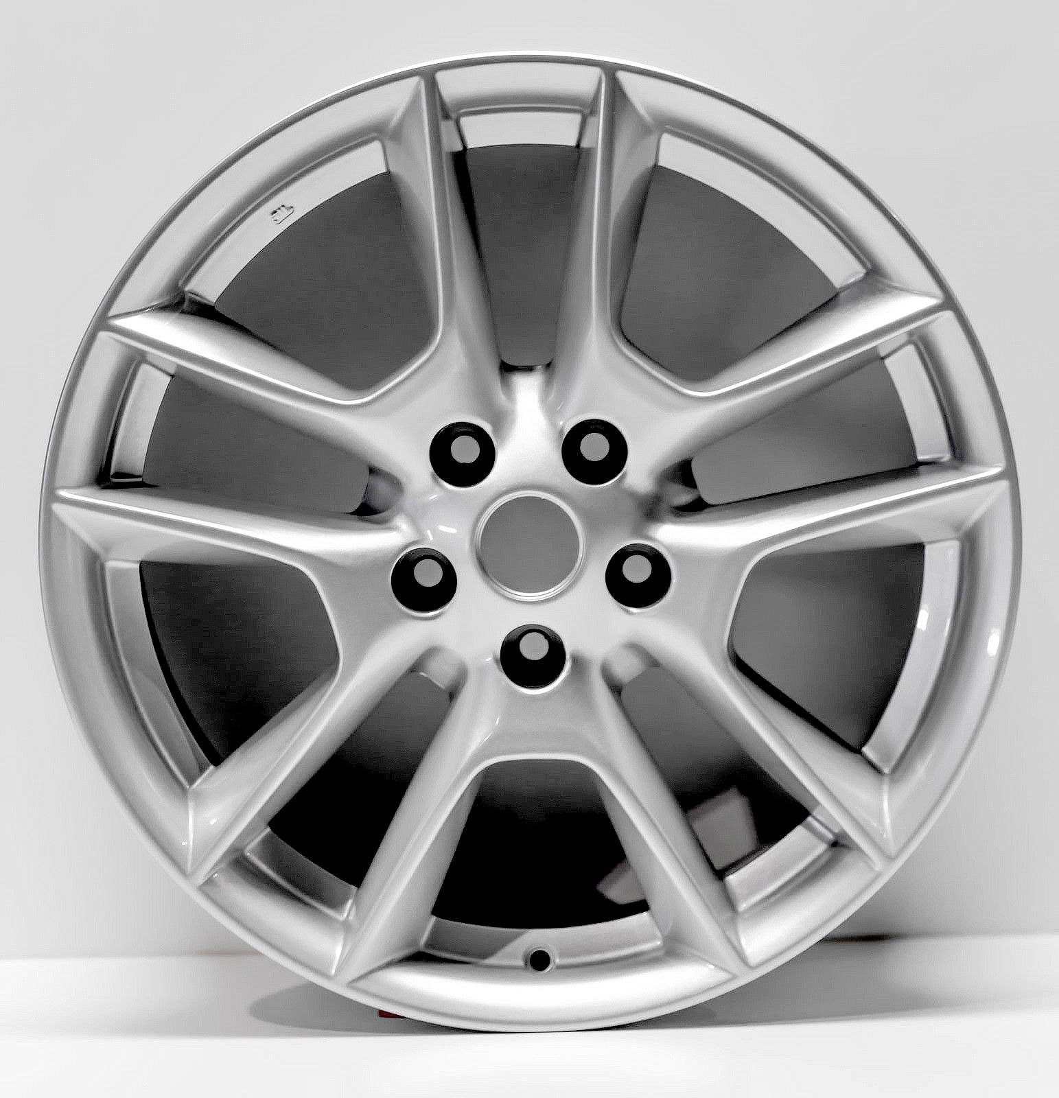 Nissan Maxima 2010 2011 2012 2013 2014 18″ OEM Replacement Rim 62511B