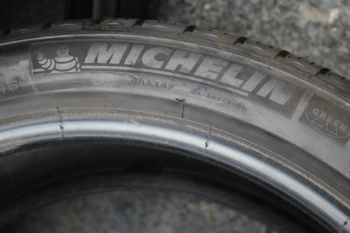 Set-of-Four-Michelin-Primacy-MXM4-P24540R19-2454019-94V-Acoustic-1517-Tires-283236495249-10-1.jpg