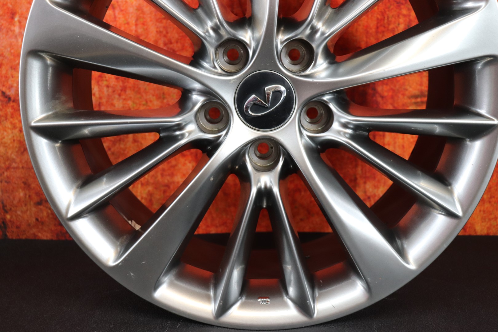 Infiniti Q50 2018 2019 18" OEM Rim Wheel 73800 D0C006HH4A 81586664