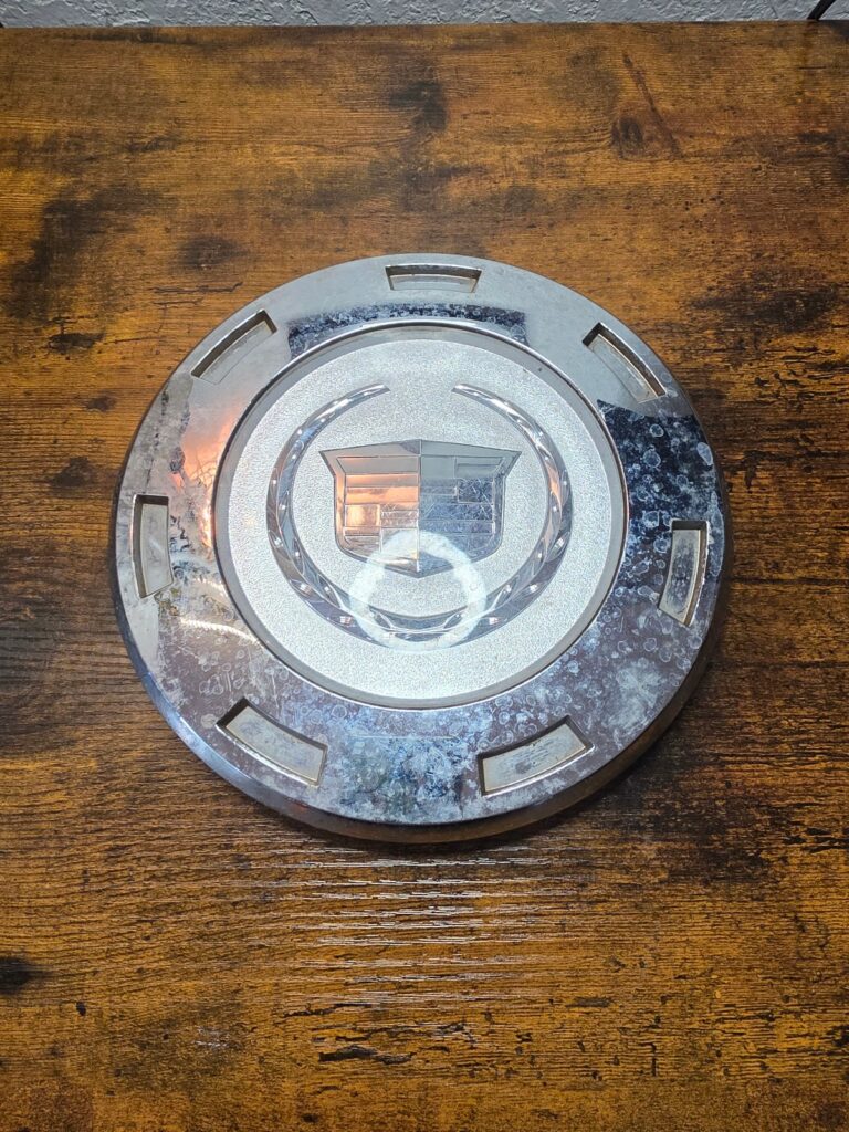 Cadillac Escalade 2007 08 2009 OEM Center Cap 9596649