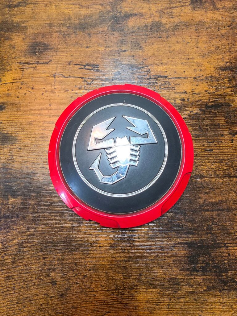 FIAT 500 500C 2012 13 14 15 16 2017 OEM Center Cap 04726184AA