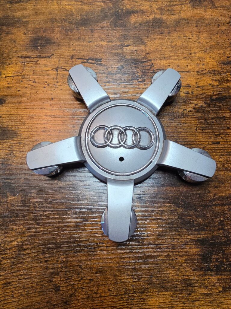 Audi Q5 S4 S5 S6 2007-2018 OEM Center Cap 4F0601165