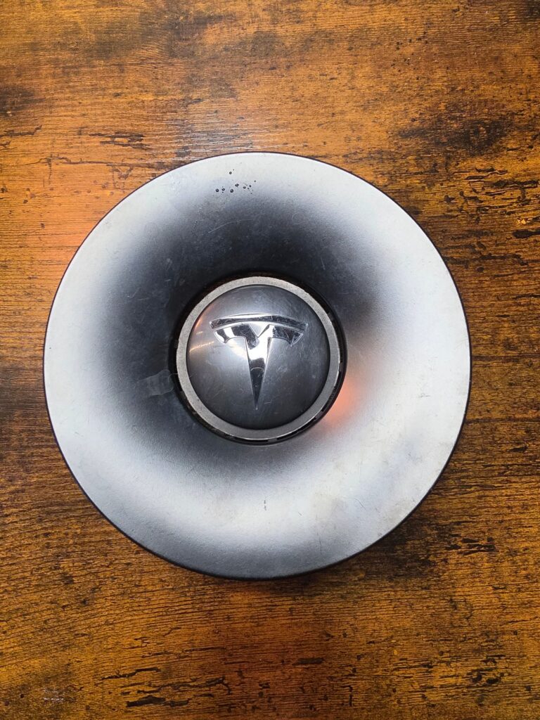 Tesla Model Y 2020 21 22 2023 OEM Center Cap 118823300A