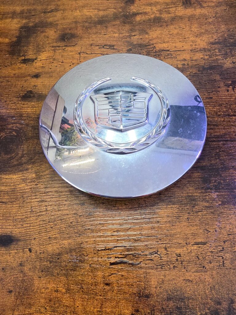 Cadillac Deville Seville 1998-2005 OEM Center Cap 9593259