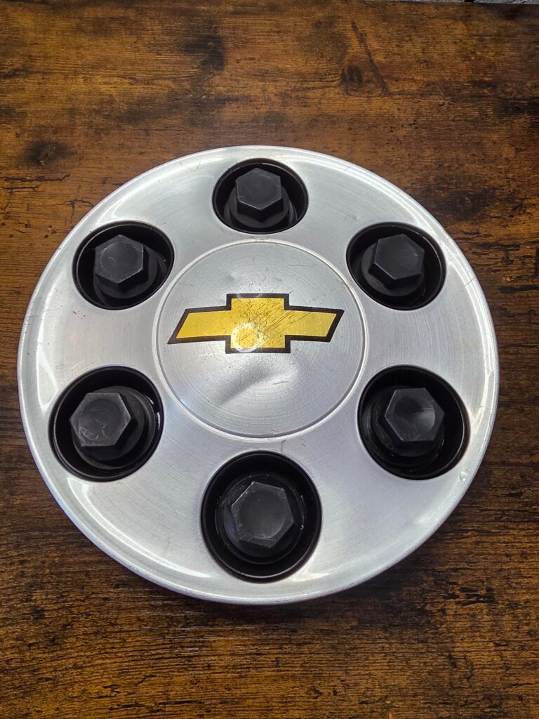 Chevrolet Avalanche 1500 Express Silverado Suburban 2003-2014 OEM Center Cap