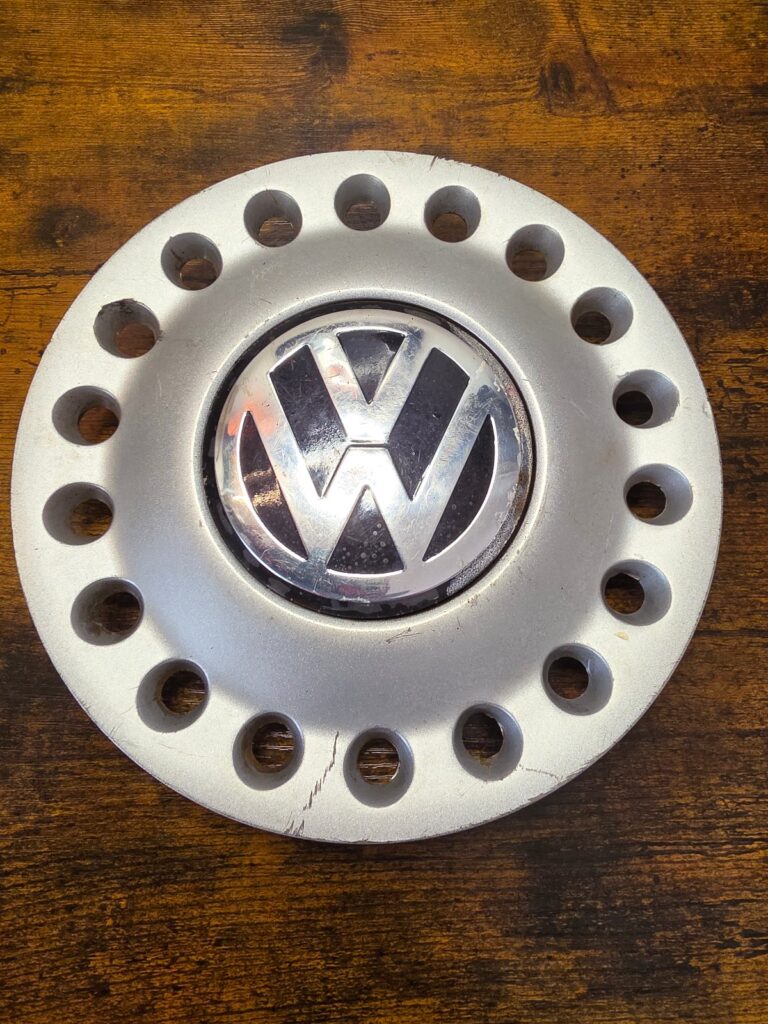 Volkswagen Beetle 2003 04 2005 OEM Center Cap 1C0601149D