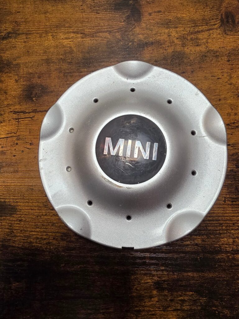 Mini Cooper Clubman 2007-2014 OEM Center Cap 6771212