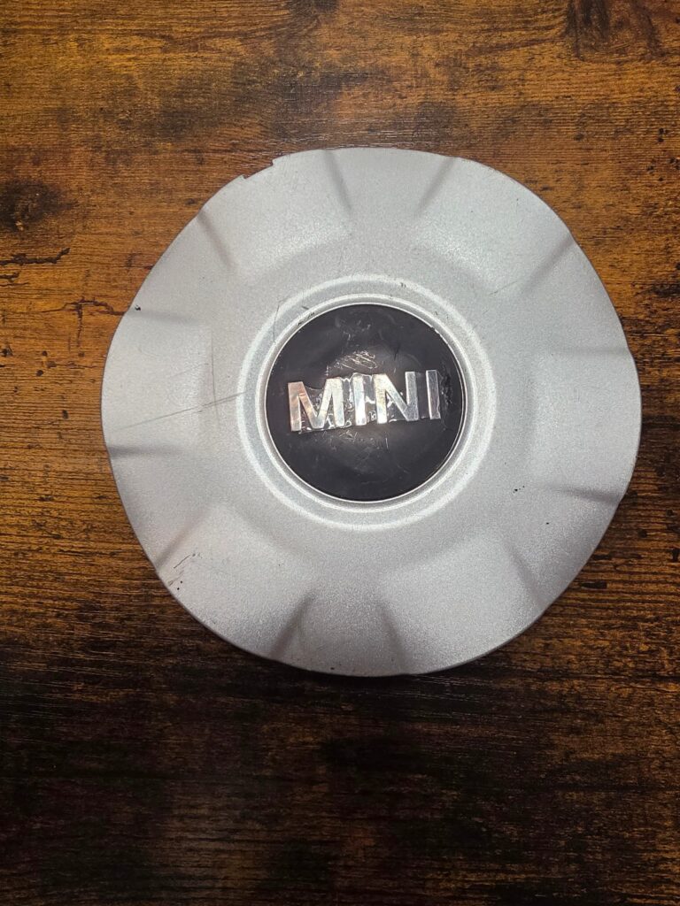 Mini Cooper Countryman 2007-2014 OEM Center Cap 6770999