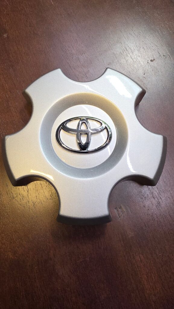 Toyota Sequoia Tundra 2007-2017 OEM Center Cap 426030C070