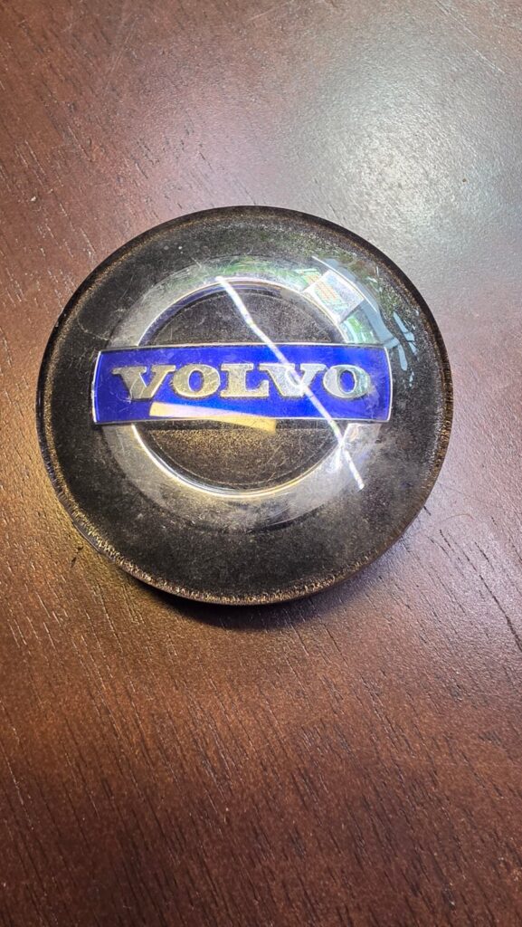 Volvo C30 C70 S40 S60 2009-2018 OEM Center Cap 31400453