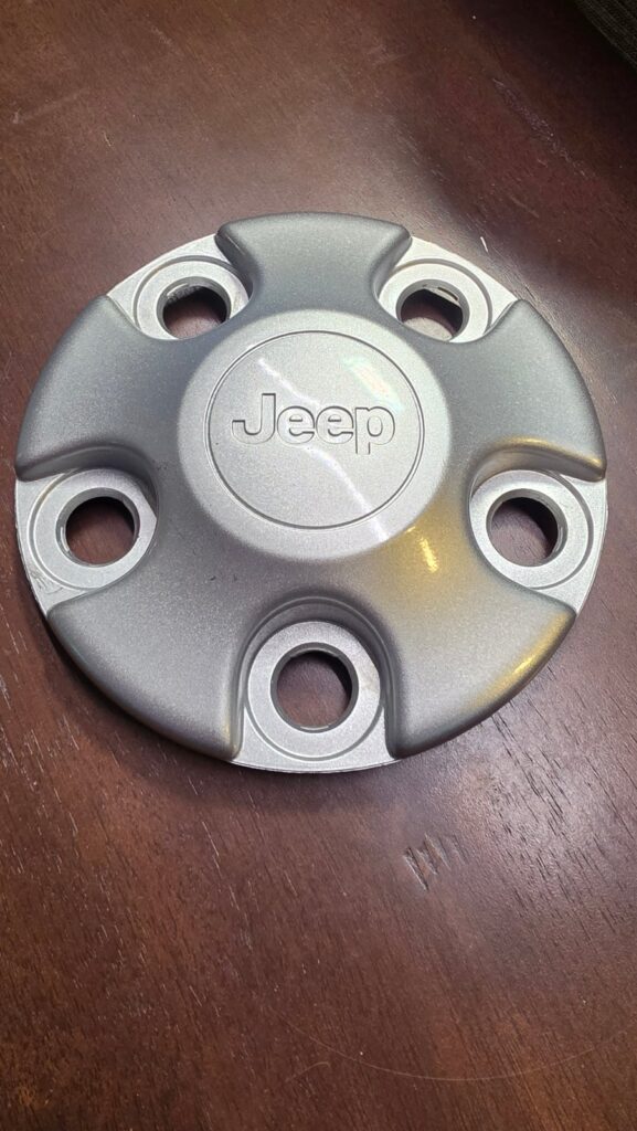 Jeep Wrangler JK 2015 16 17 2018 OEM Center Cap 1AH90TRMAD
